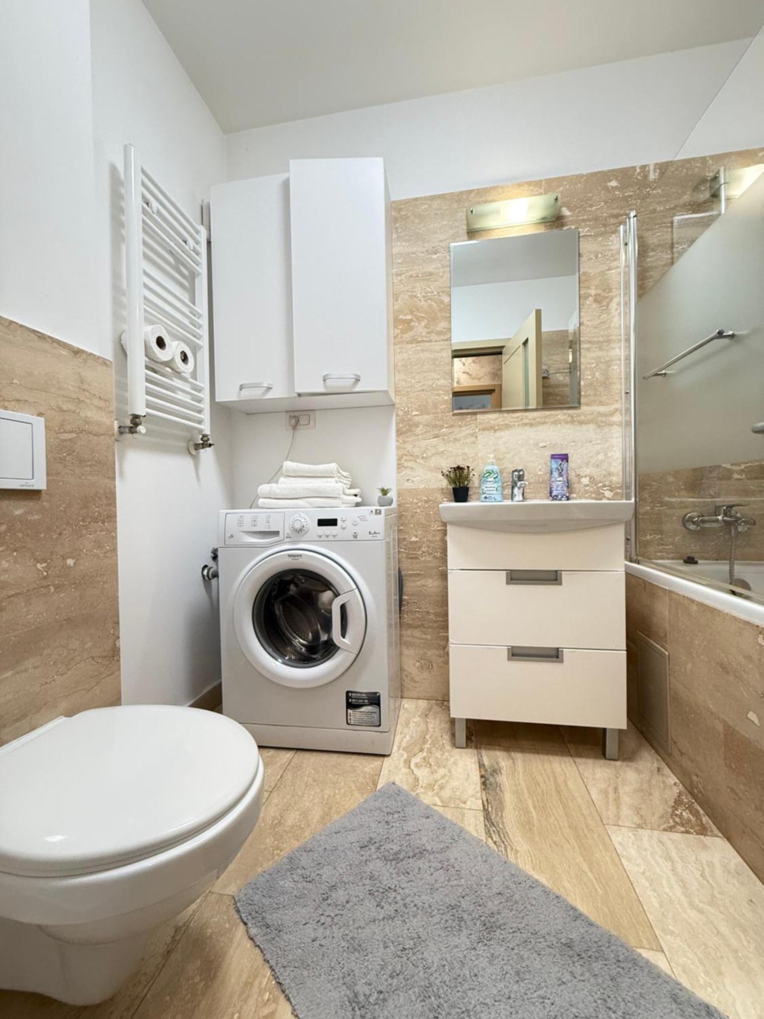 Smart Stay Studio With Free Parking Iasi Exterior photo